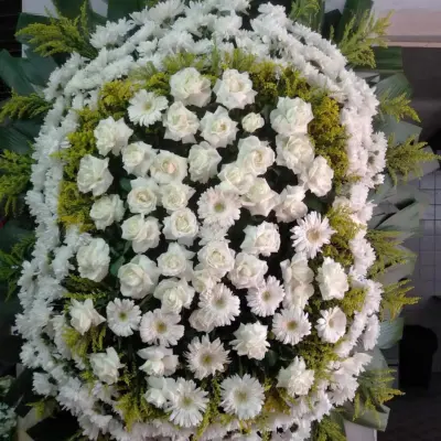 Coroa de Flores Dupla Branca
